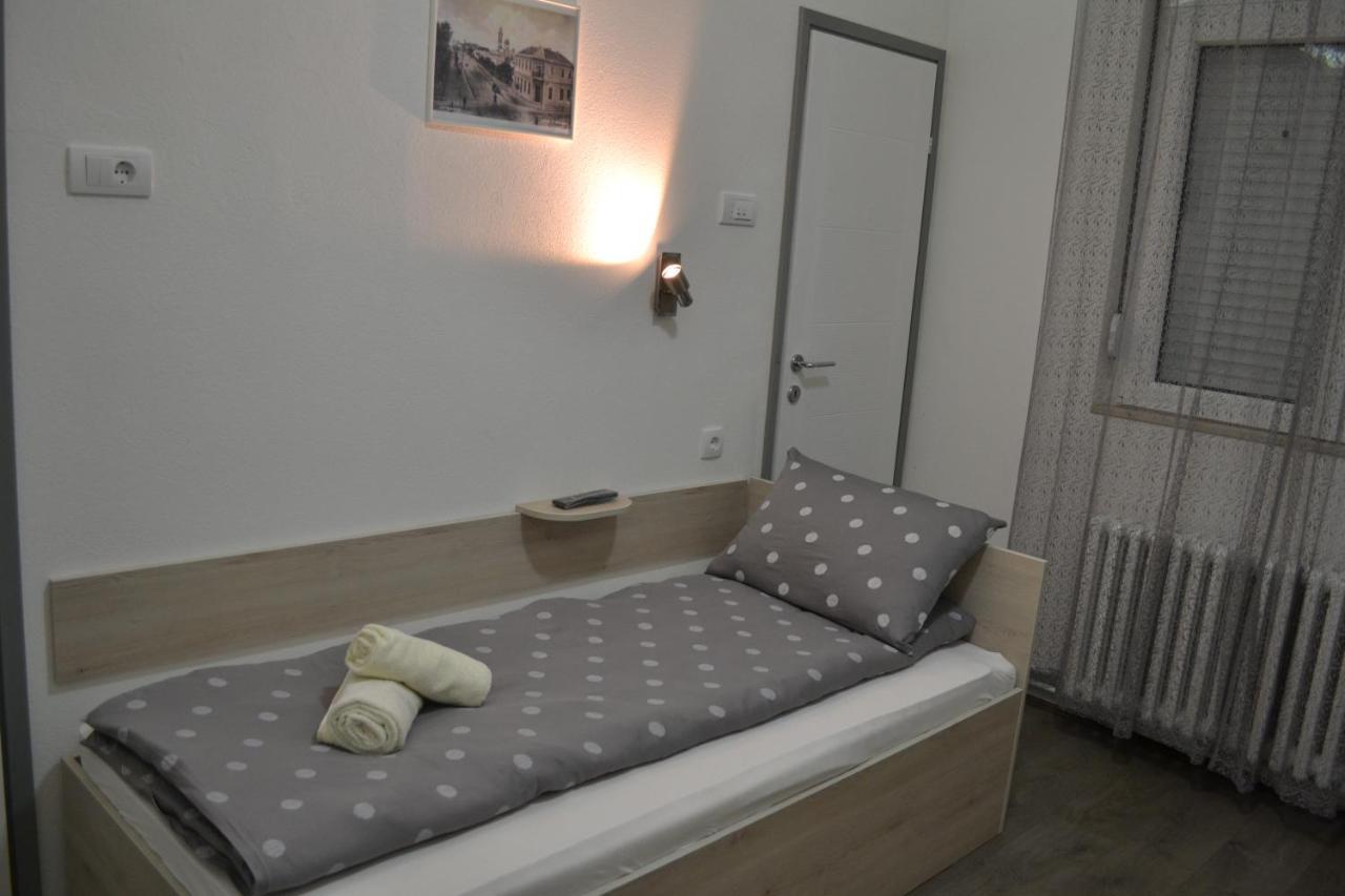 Apartments Pandora Ягодина Екстериор снимка